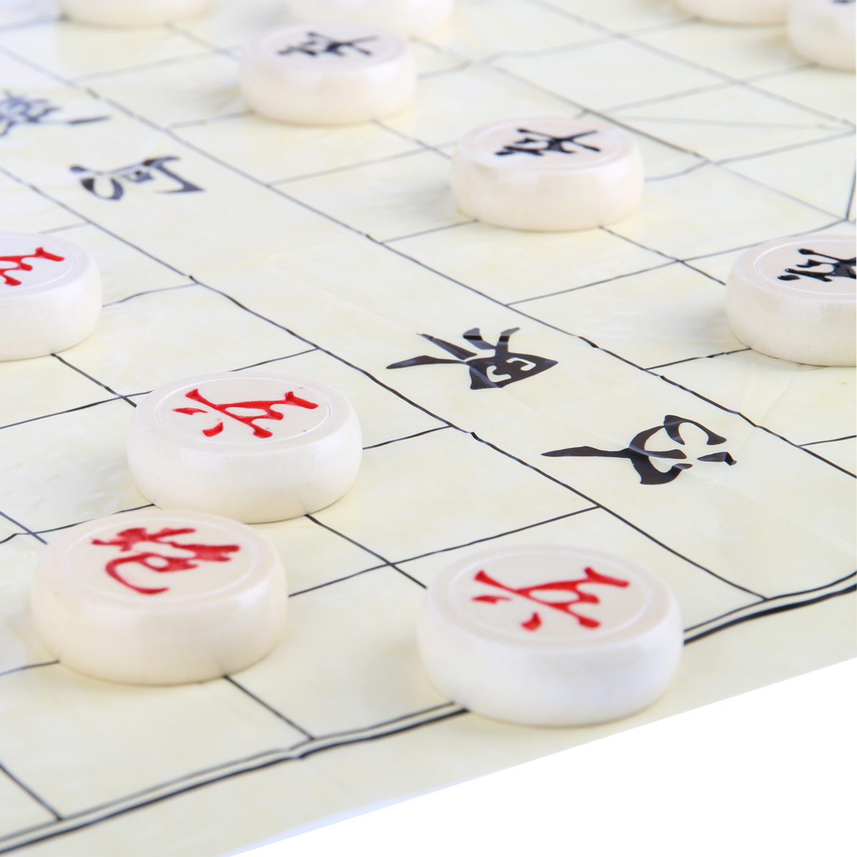 尊龙凯时9567中国象棋(白)(盒)